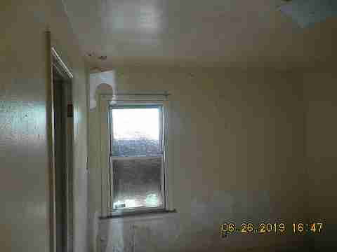 10035 Montrose (20)_m.jpg